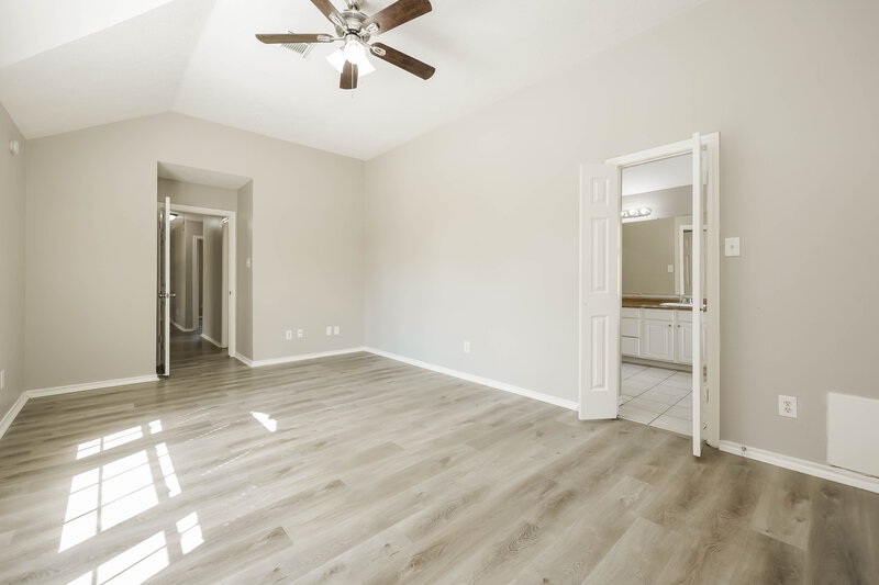 2,135/Mo, 1723 Milholland Dr Spring, TX 77386 Main Bedroom View 2