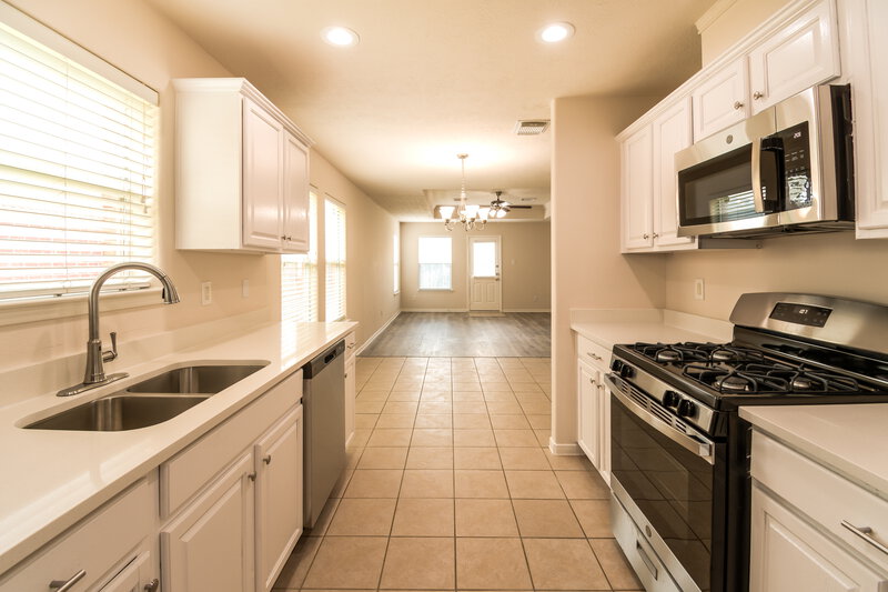 2,130/Mo, 19307 Arrow Grand Ct Richmond, TX 77407 Kitchen View 2