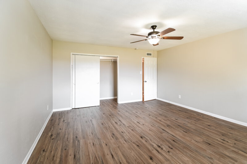 1,865/Mo, 431 Lee Dr Richmond, TX 77469 Main Bedroom View
