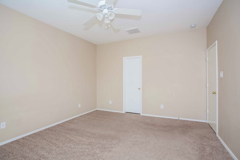 2,370/Mo, 8223 Wainwright Way Rosharon, TX 77583 Bedroom View 6