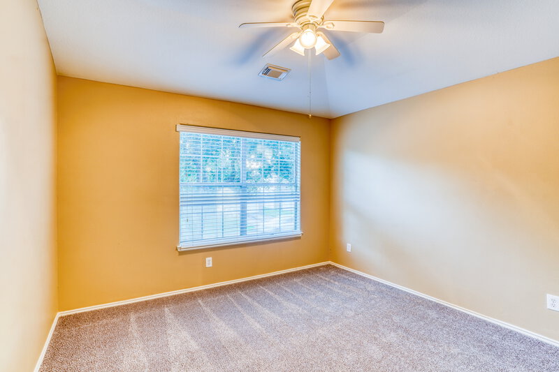 2,270/Mo, 8223 Wainwright Way Rosharon, TX 77583 Bedroom View 2