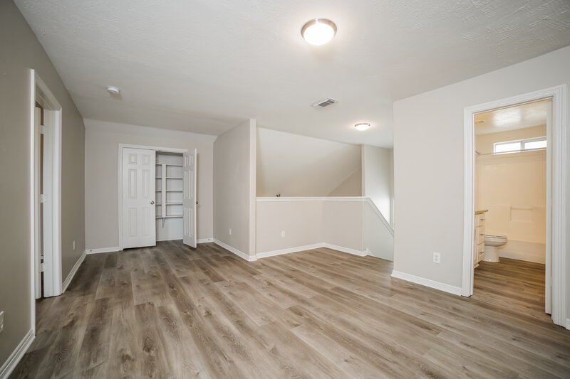 2,180/Mo, 21226 Peachvine Ln Tomball, TX 77375 Landing View