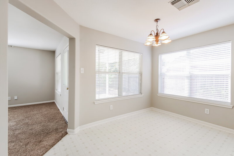 1,815/Mo, 32327 Willow Creek Park Conroe, TX 77385 Dining Room View