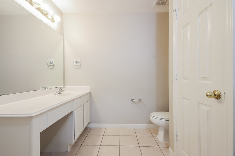 1,590/Mo, 16901 Canary St Conroe, TX 77385 Main Bathroom View