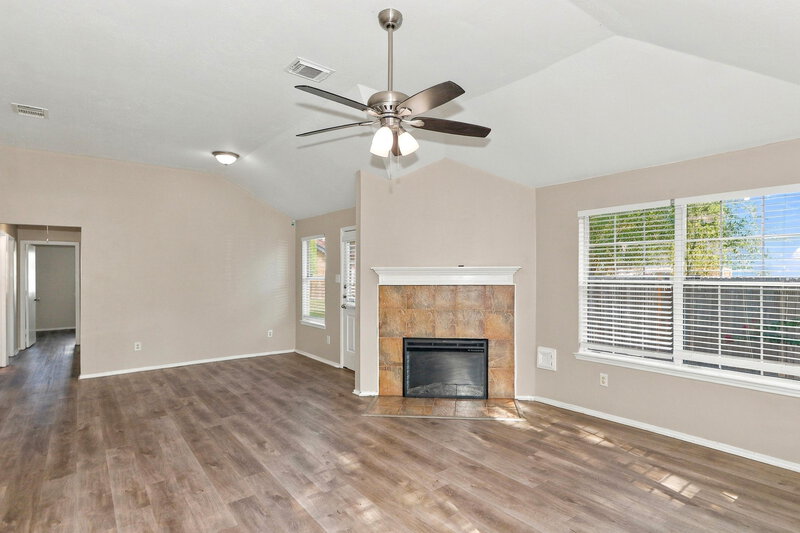 1,875/Mo, 1842 Strongs Ct Katy, TX 77449 Living Room View 2