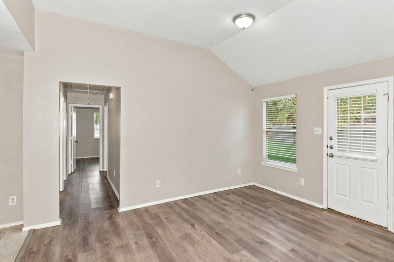 1,875/Mo, 1842 Strongs Ct Katy, TX 77449 Dining Room View