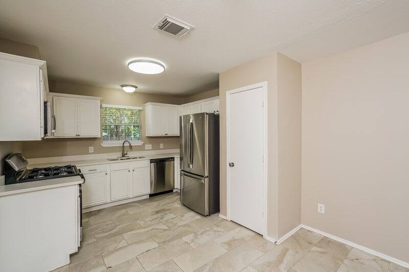 1,880/Mo, 1842 Strongs Ct Katy, TX 77449 Kitchen View