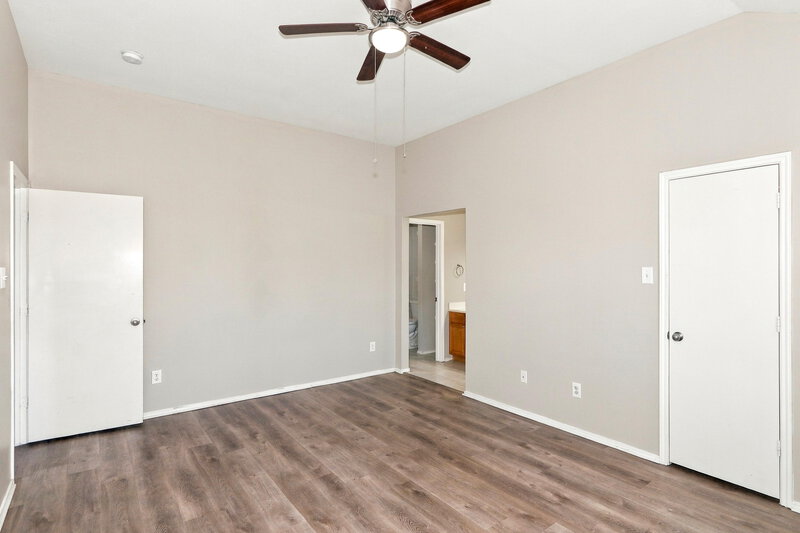 1,875/Mo, 1842 Strongs Ct Katy, TX 77449 Primary Bedroom View