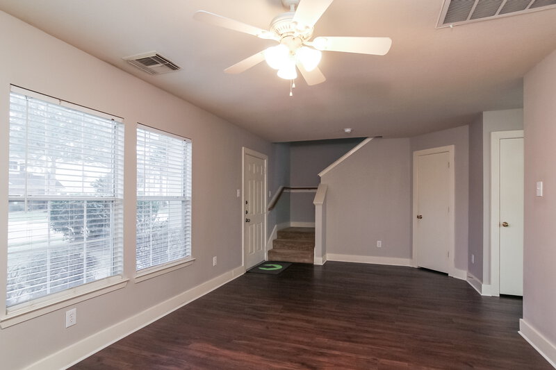 1,855/Mo, 423 Laurel Timbers Dr Humble, TX 77339 Living Room View 2