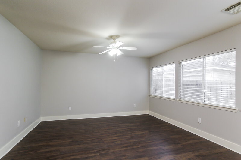 1,855/Mo, 423 Laurel Timbers Dr Humble, TX 77339 Dining Room View