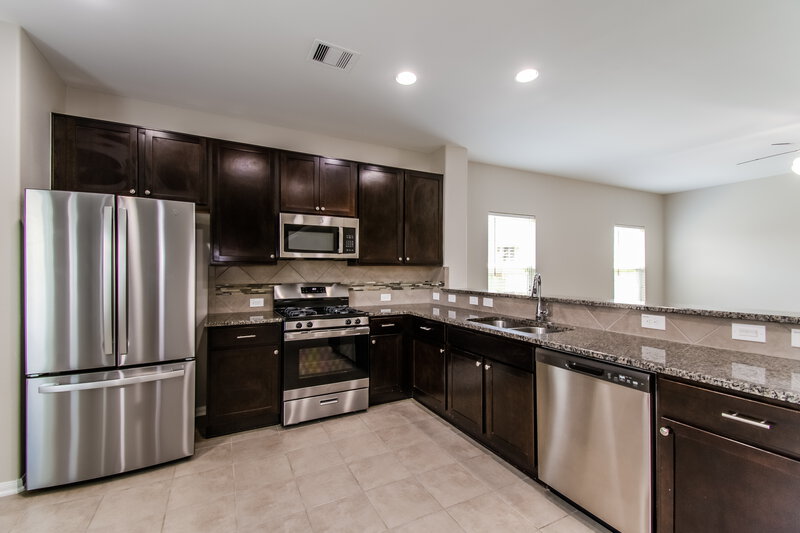 2,015/Mo, 323 Ginseng Ln Crosby, TX 77532 Misc View 4