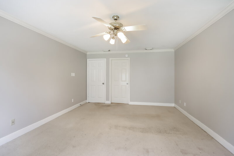 2,555/Mo, 3102 Hickory Falls Dr Kingwood, TX 77345 Main Bedroom View 2