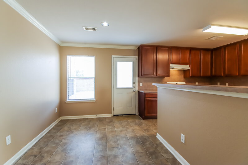 2,520/Mo, 8119 Sanders Forest Ct Humble, TX 77338 Breakfast Nook View