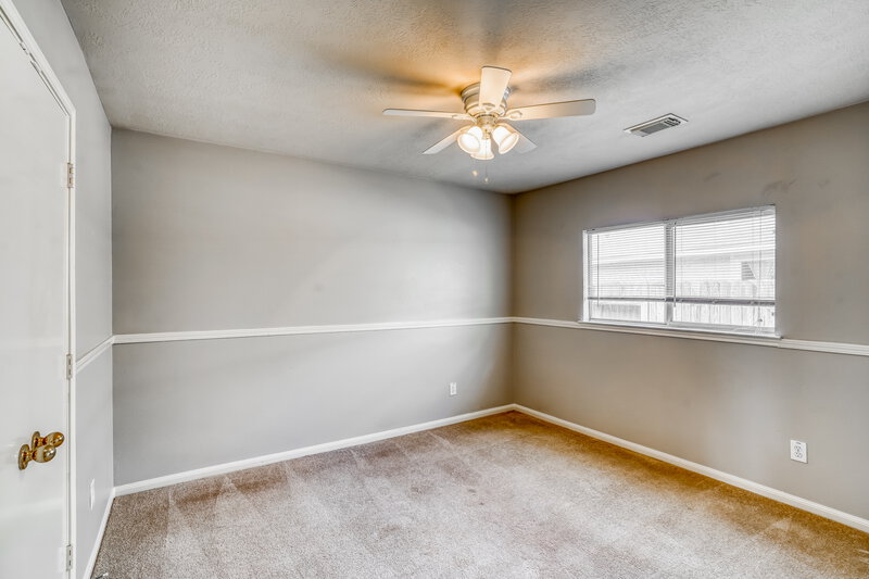 1,870/Mo, 5811 Ridgebluff Ln Katy, TX 77449 Bedroom View 2