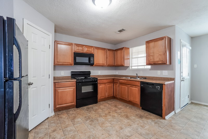 1,700/Mo, 15154 Elstree Dr Channelview, TX 77530 Kitchen View