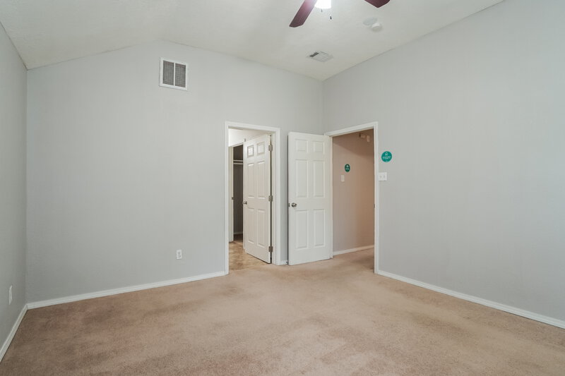 1,700/Mo, 15154 Elstree Dr Channelview, TX 77530 Main Bedroom View 2