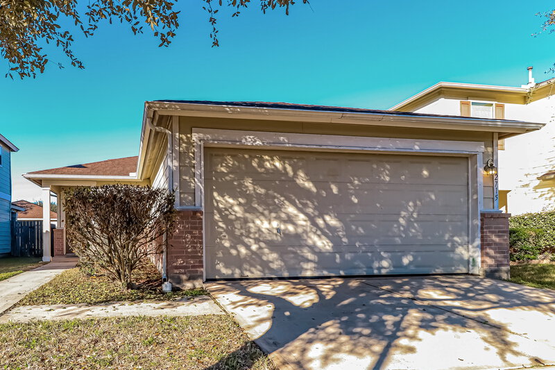 1,840/Mo, 2715 Skyview Glen Ct Houston, TX 77047 External View