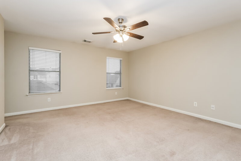 1,800/Mo, 15602 Clarks Fork Ct Houston, TX 77086 Main Bedroom View