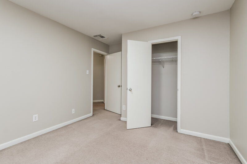 1,800/Mo, 15602 Clarks Fork Ct Houston, TX 77086 Bedroom View