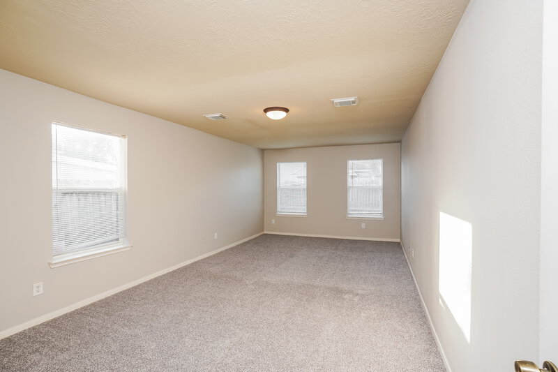 2,185/Mo, 923 Chad Baytown, TX 77521 Main Bedroom View