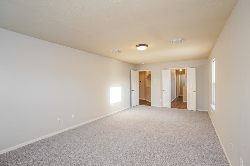 2,185/Mo, 923 Chad Baytown, TX 77521 Main Bedroom View 2