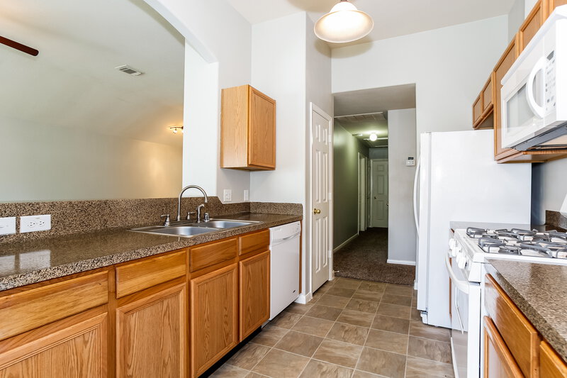 1,985/Mo, 19743 Cozy Cabbin Dr Katy, TX 77449 Kitchen View 2