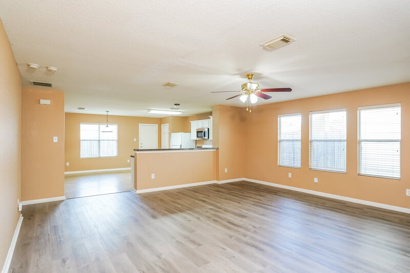 1,770/Mo, 19726 Coldfield Dr Katy, TX 77449 Living Room View