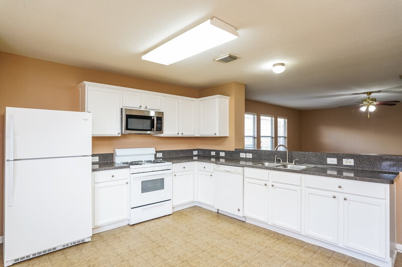 1,770/Mo, 19726 Coldfield Dr Katy, TX 77449 Kitchen View