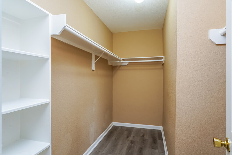 1,770/Mo, 19726 Coldfield Dr Katy, TX 77449 Walk In Closet View