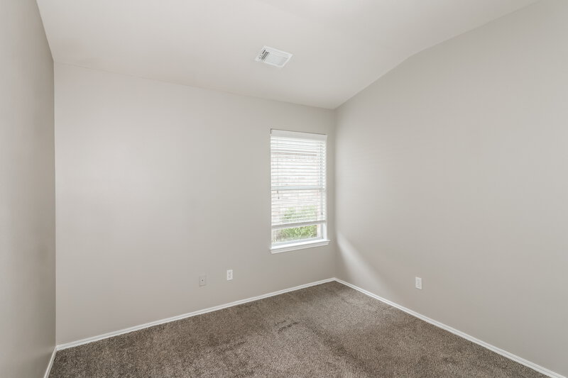2,075/Mo, 214 Kestrel Ln Rosharon, TX 77583 Bedroom View 3