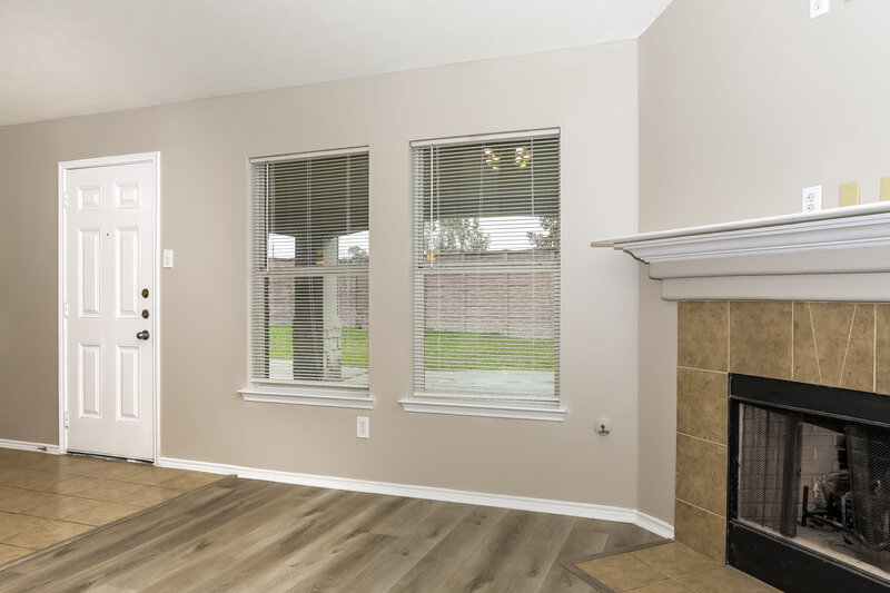 1,875/Mo, 7407 Blossommist Ln Richmond, TX 77407 Living Room View