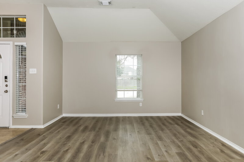 1,875/Mo, 7407 Blossommist Ln Richmond, TX 77407 Family Room View
