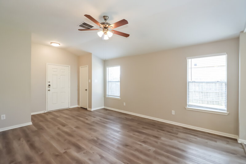 1,785/Mo, 4907 Winnipeg Blvd Richmond, TX 77469 Living Room View