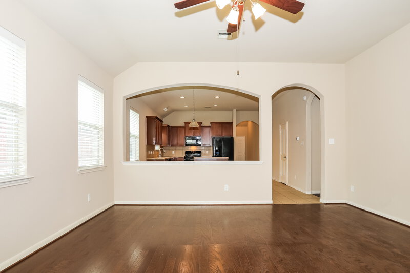 1,870/Mo, 18306 Paige Terrace Ct Cypress, TX 77433 Living Room View 2