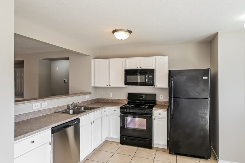 1,765/Mo, 3306 Coldwater Canyon Ln Katy, TX 77449 Kitchen View 2
