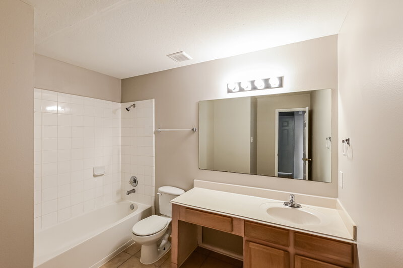 1,765/Mo, 3306 Coldwater Canyon Ln Katy, TX 77449 Bathroom View