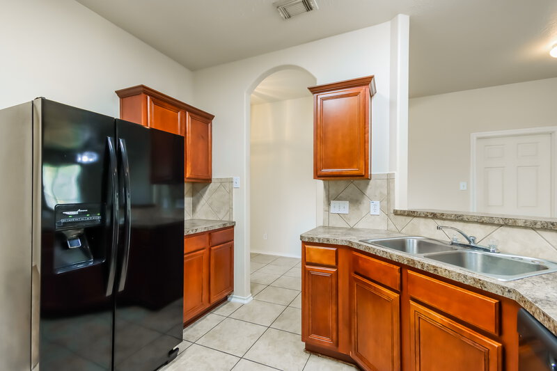 1,875/Mo, 26900 Armor Oaks Dr Humble, TX 77339 Kitchen View
