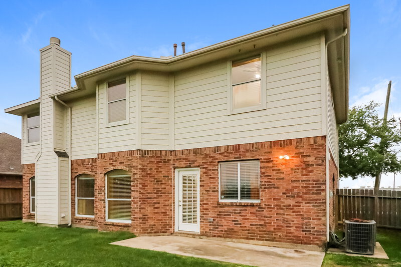 2,335/Mo, 5206 Keith Rd Pasadena, TX 77505 Rear View