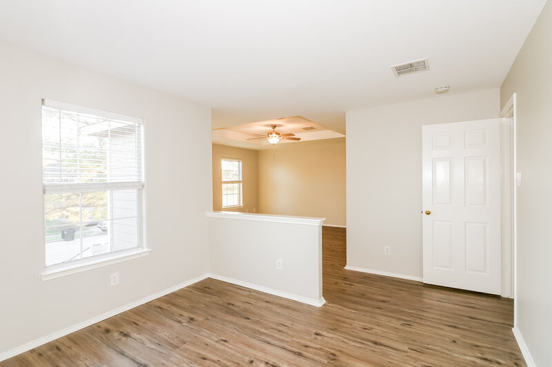 1,930/Mo, 619 Hawthorne Pasture Rd Rosenberg, TX 77471 Bedroom View 2