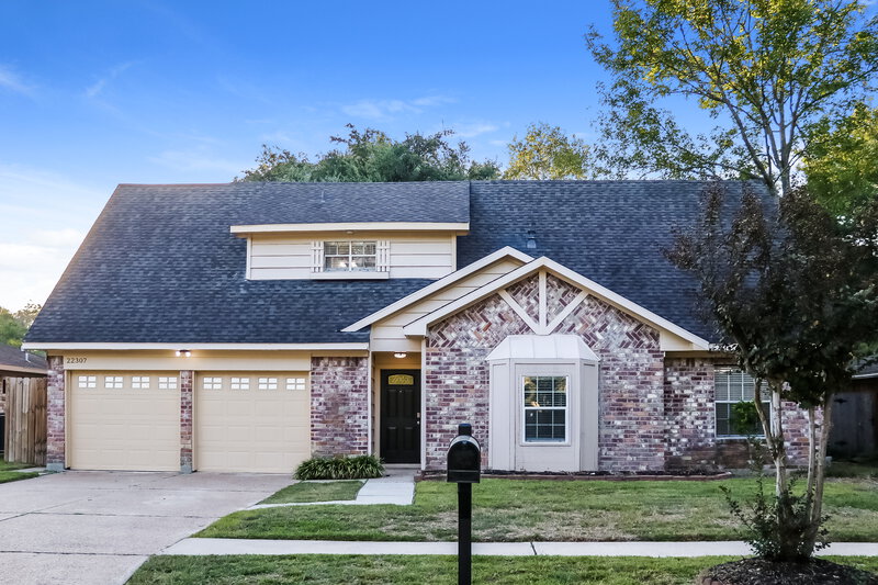 2,605/Mo, 22307 Walnut Valley Dr Spring, TX 77389 External View