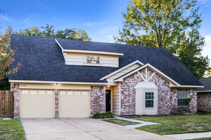 2,605/Mo, 22307 Walnut Valley Dr Spring, TX 77389 Front View