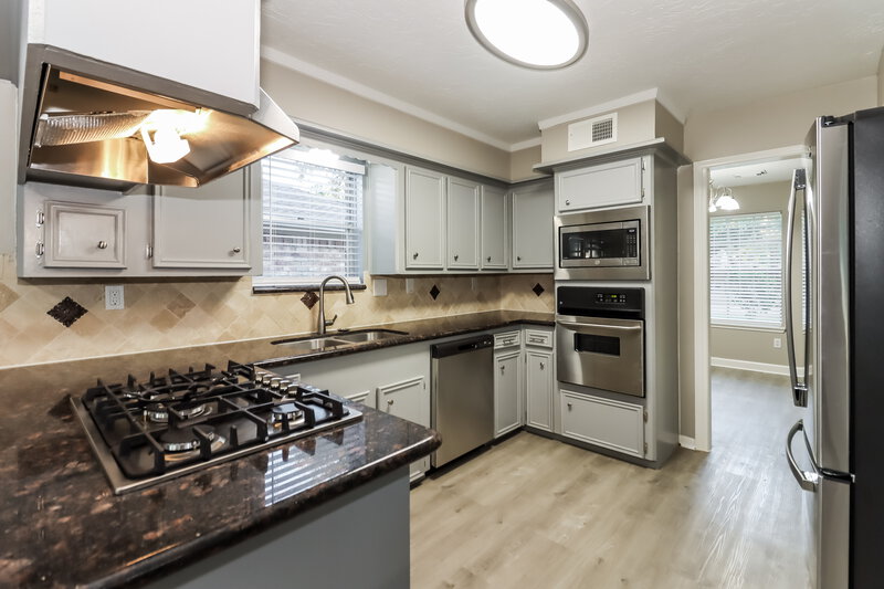 2,605/Mo, 22307 Walnut Valley Dr Spring, TX 77389 Kitchen View