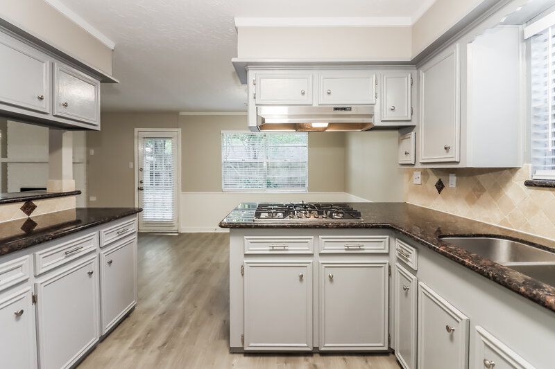 2,605/Mo, 22307 Walnut Valley Dr Spring, TX 77389 Kitchen View 2