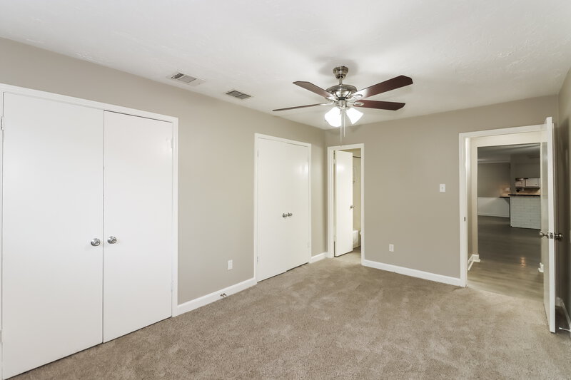 2,605/Mo, 22307 Walnut Valley Dr Spring, TX 77389 Main Bedroom View