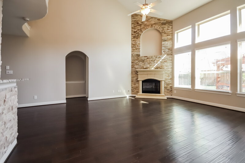 3,510/Mo, 15811 Graham Spring Ln Houston, TX 77044 Living Room View