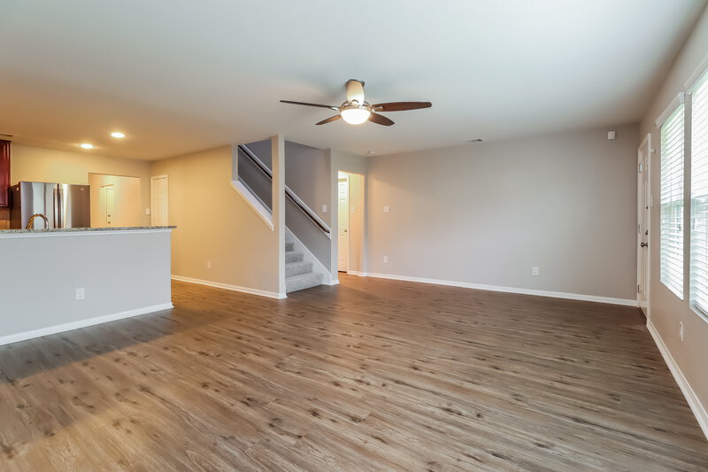 2,365/Mo, 9952 Swallow Dr Conroe, TX 77385 Living Room View 2