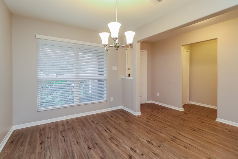 2,365/Mo, 9952 Swallow Dr Conroe, TX 77385 Dining Room View
