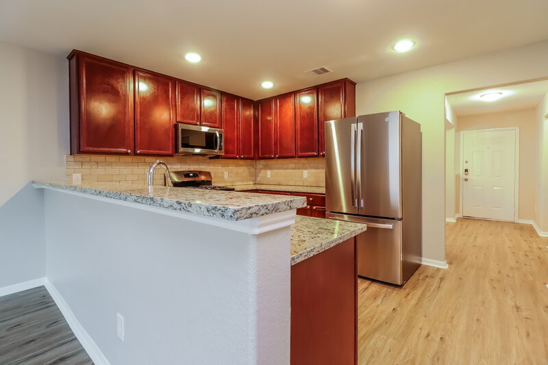 2,365/Mo, 9952 Swallow Dr Conroe, TX 77385 Kitchen View 2