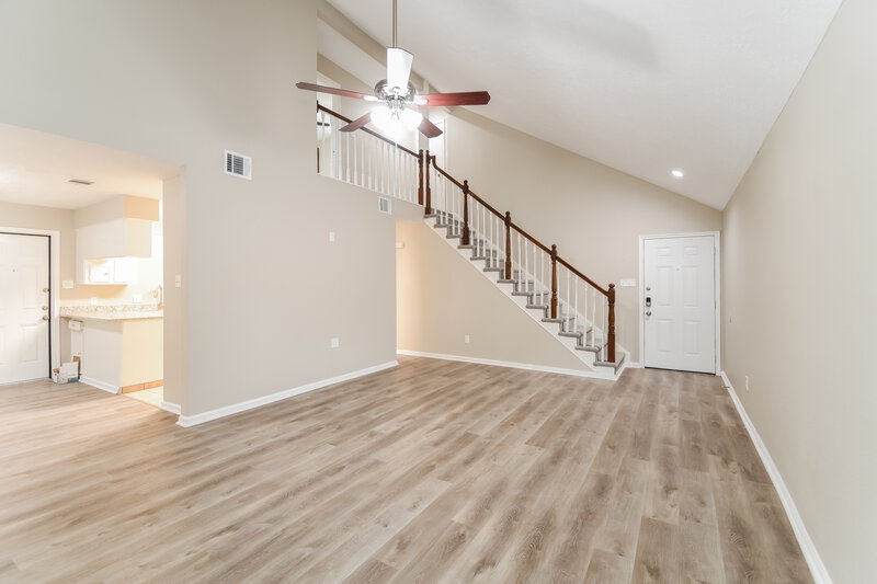 1,885/Mo, 3814 Oaktrace Dr Humble, TX 77396 Living Room View 3