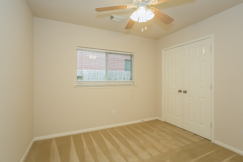 2,555/Mo, 3214 Mystic Port Ln League City, TX 77573 bedroom View 4